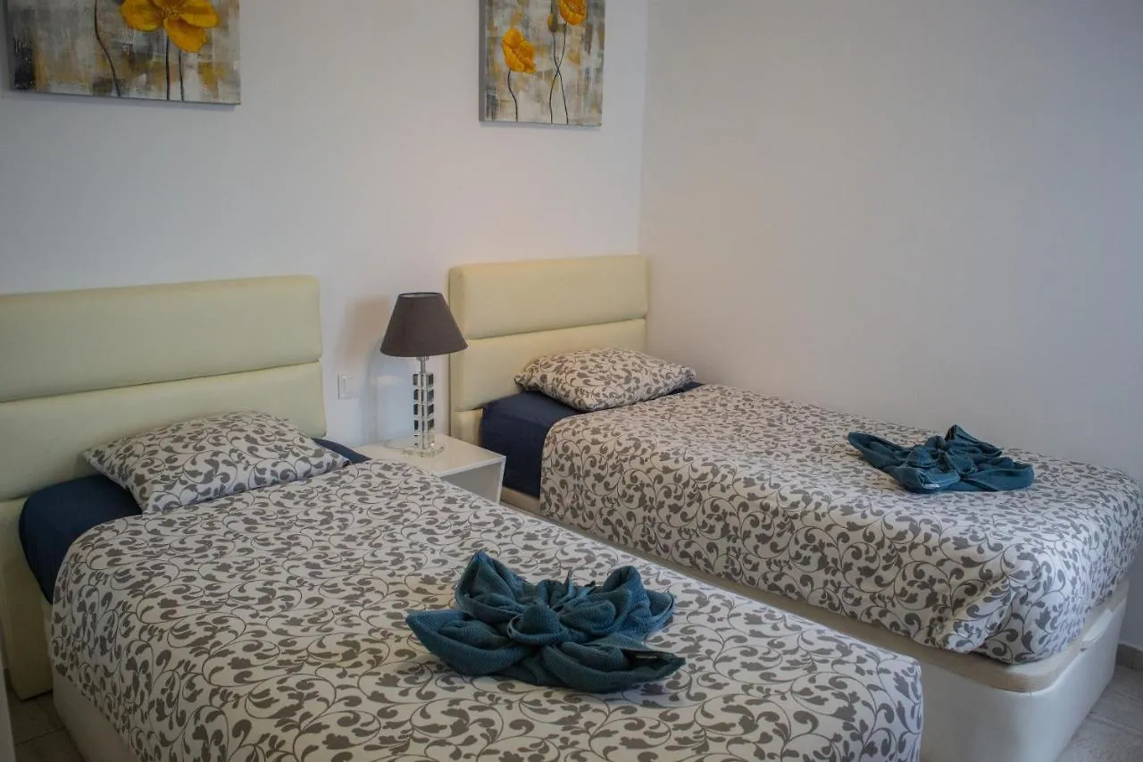 Los Gracioseros Puerto Del Carmen Luxury Apartment Spain